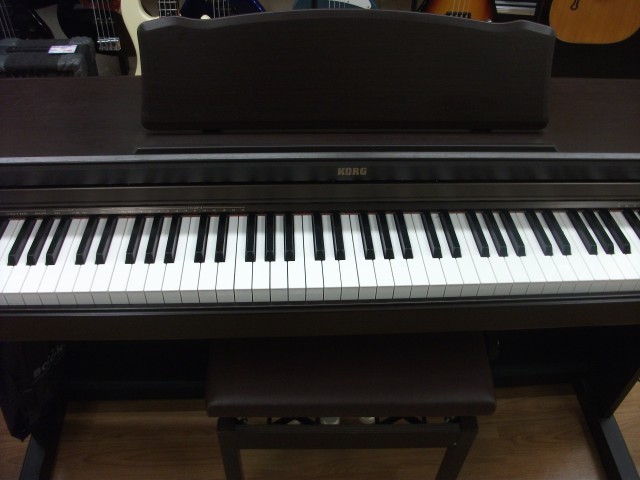 電子ピアノKORG C2200 umbandung.ac.id